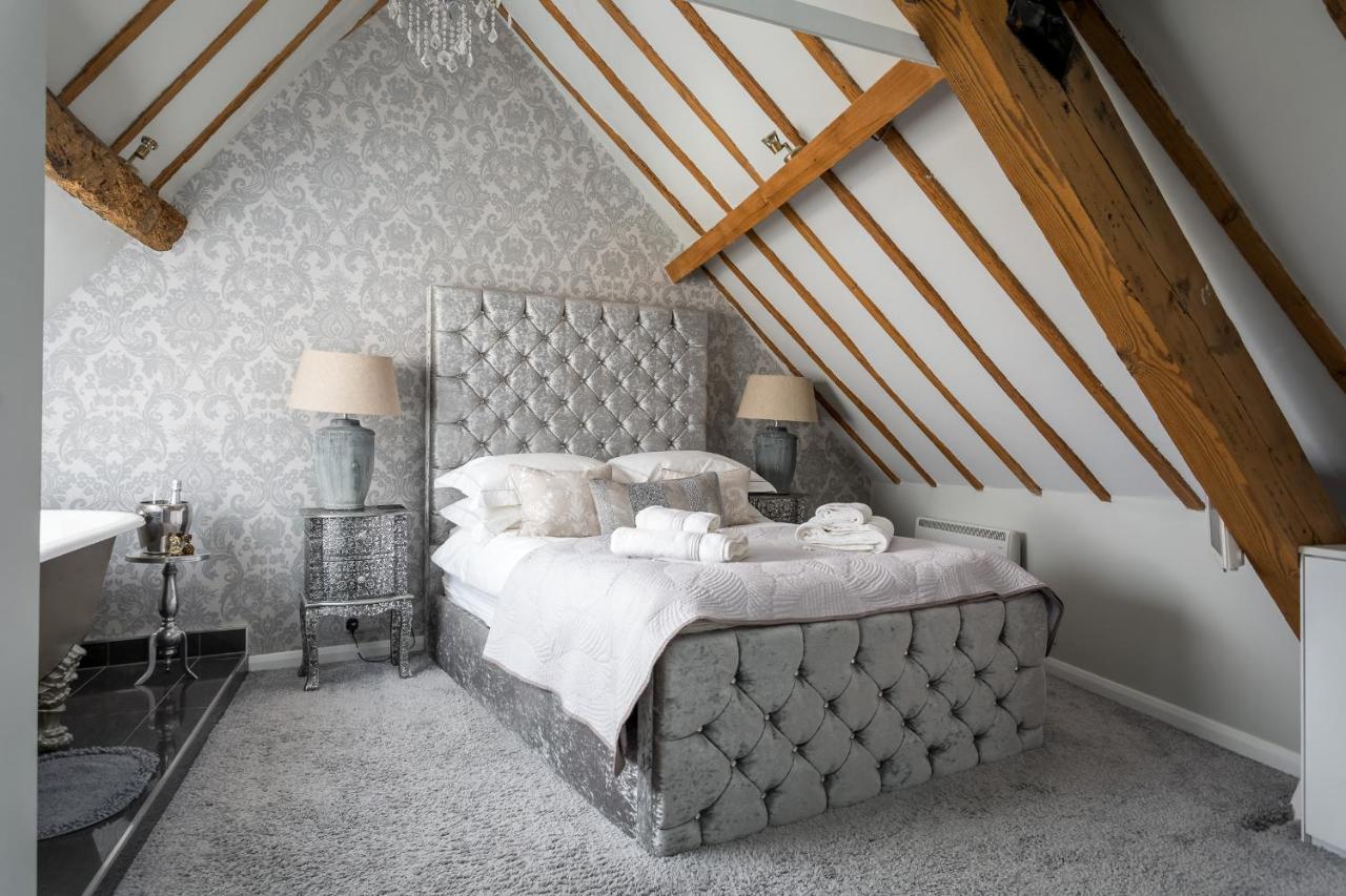 The Loft: Unique, Romantic, Grade II Listed, Dog Friendly Stow-on-the-Wold Luaran gambar